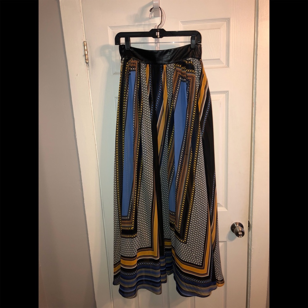 Long high waisted maxi skirt